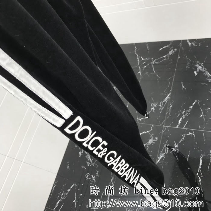 DＧ杜嘉班納 18秋冬新款 進口絲絨字母立體刺繡條紋邊 連帽開衫套裝 情侶款 ydi1177
